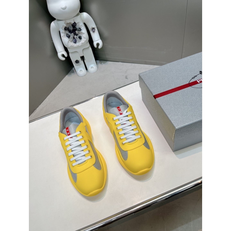 Pra*a casual shoes